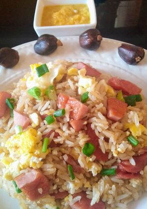 Una foto de Arroz chaufa de cecina