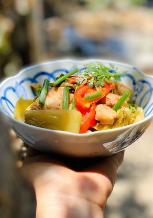 Hình của món Cá Chép Om Dưa Cải Chua.