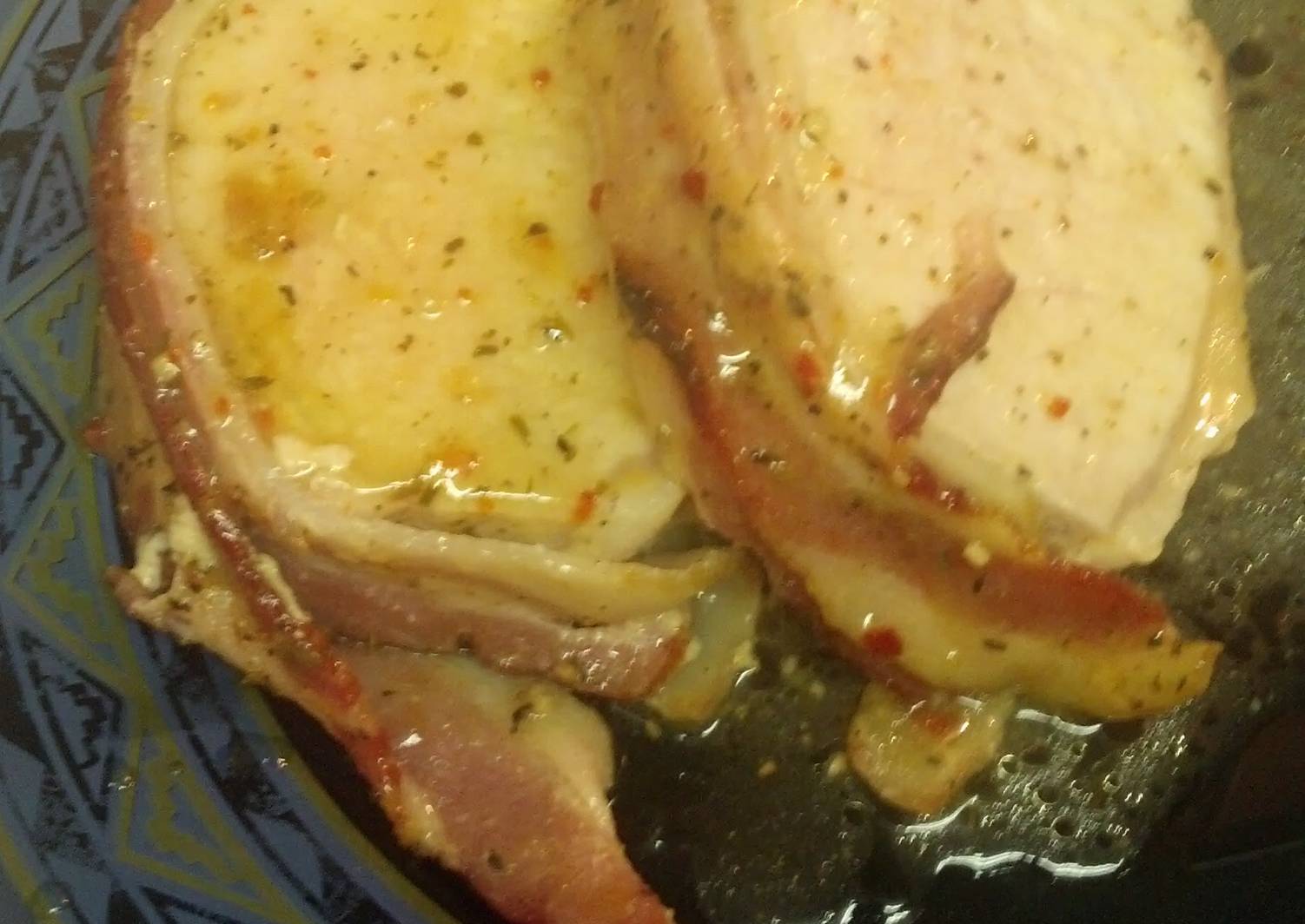 Bacon wrapped garlic and herb pork loin Recipe by kruize - Cookpad