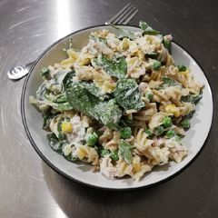 A picture of Tuna pasta salad.