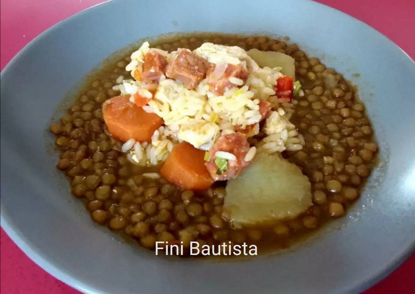 Lentejas con arroz y pollo