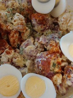 A picture of Easy potato salad.