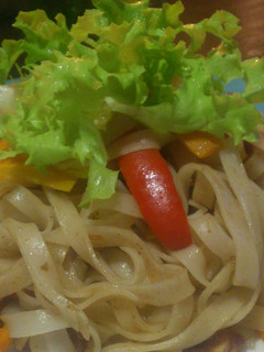 A picture of Pad Thai x Any Vegetables.