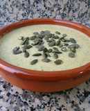 Crema de brócoli, leche de coco y mascarpone