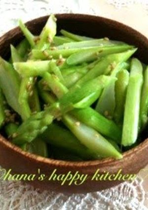 A picture of Easy in the Microwave Asparagus Namul (Korean-style Salad).