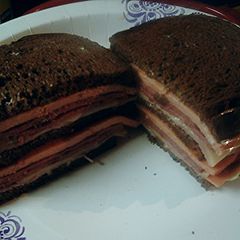 A picture of Rye triple.