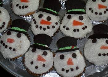 How to Make Delicious Festive Snowmen Cupcakes