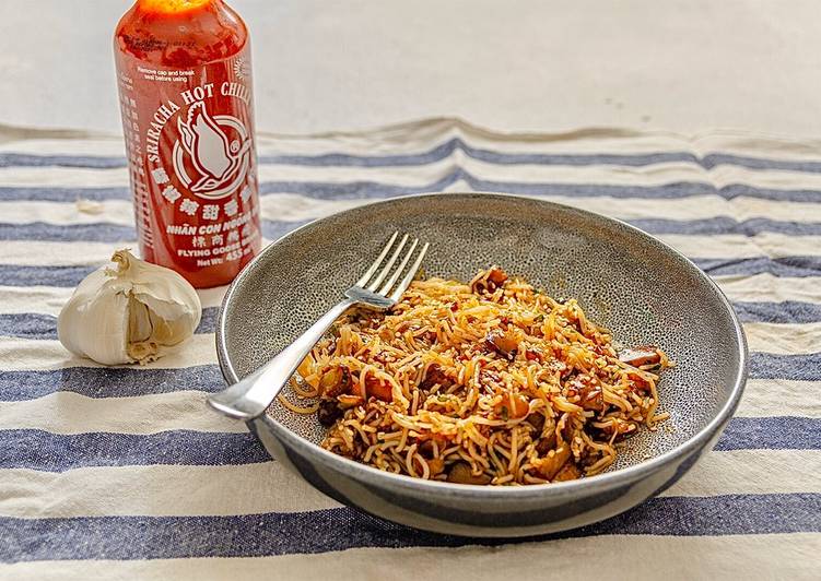 Step-by-Step Guide to Prepare Quick Aubergine Thai roasted noodles