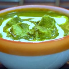 A picture of Palak Paneer.