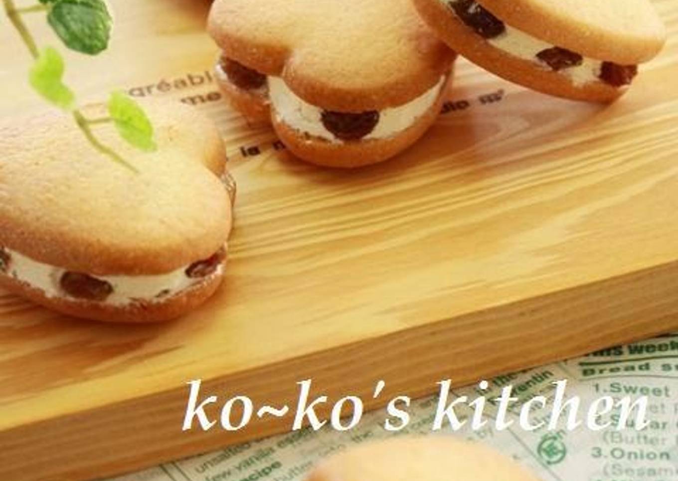 Sandwich Cookies With Rum Raisin Buttercream Filling