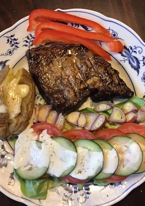 A picture of California Farm Airfryer Smoked Ribeye Steaks.