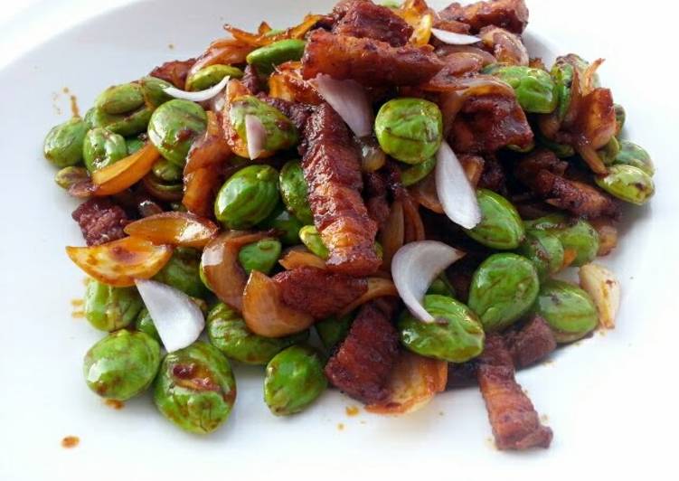 Recipe of Award-winning Spicy Pork And Petai / PARKIA SPECIOSA