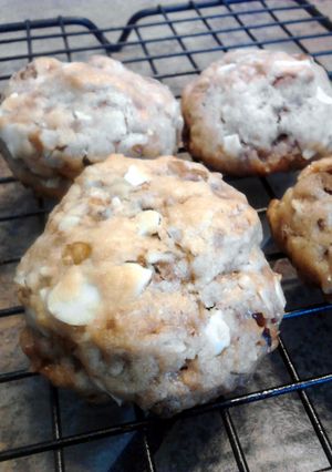 A picture of Easy Heath Almond Cookie balls (eggless).