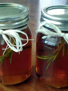 A picture of Rosemary Honey.