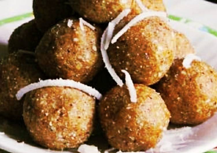 How to Prepare Perfect Almond ladoo