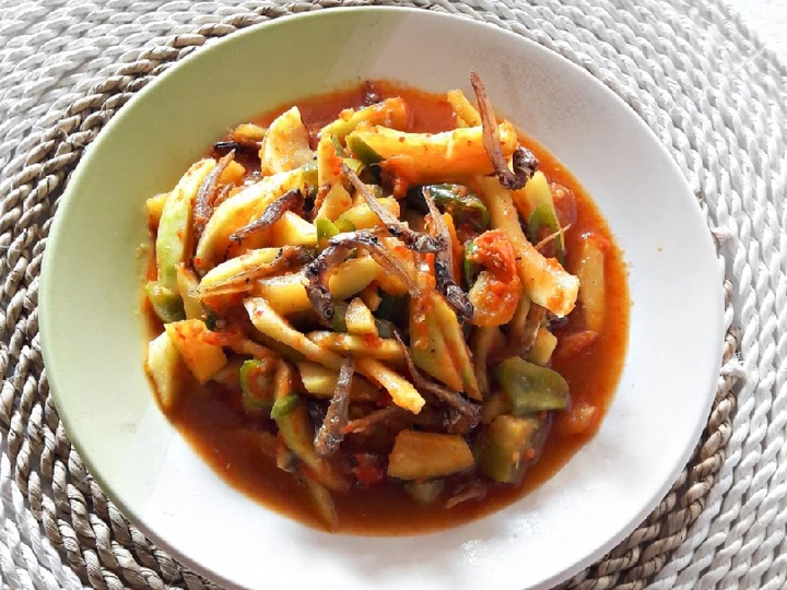 Langkah Mudah untuk Membikin Resep Oseng Kulit Semangka yang Uenak Anti Ribet, Uenak Banget