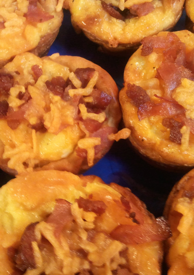 A picture of 3 meat Breakfast Cups.