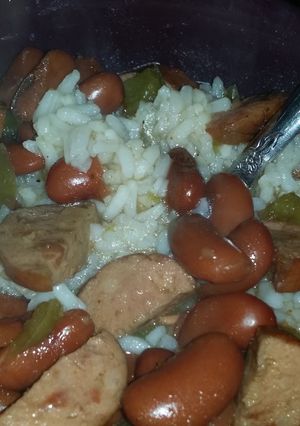 A picture of Crockpot Red beans and rice.