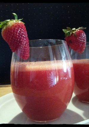 A picture of AMIEs STRAWBERRY Juice.