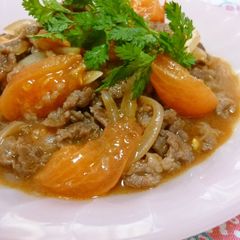 A picture of Beef and Tomatoes Stir-Fried in Wine.