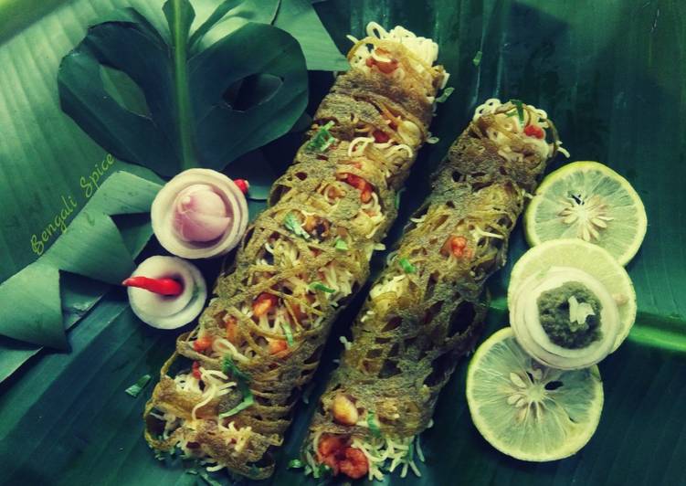 Recipe of Ultimate Maggi Spicy Net-Roll ♥