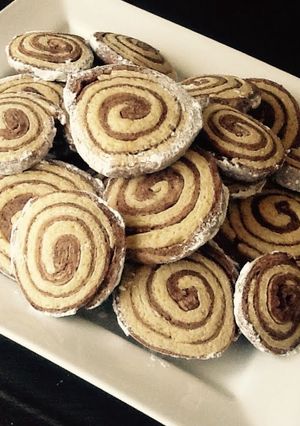 A picture of Yummy Vanilla/Chocolate Cookie Snails.
