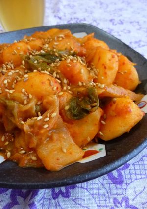 A picture of Quick Simmered Kimchi Potatoes.