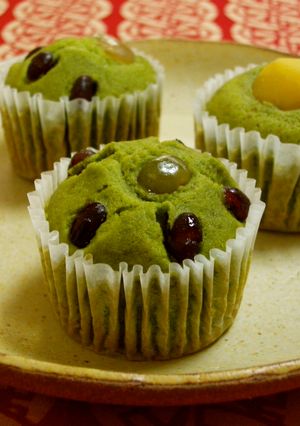 A picture of Matcha Green Tea Cupcakes.