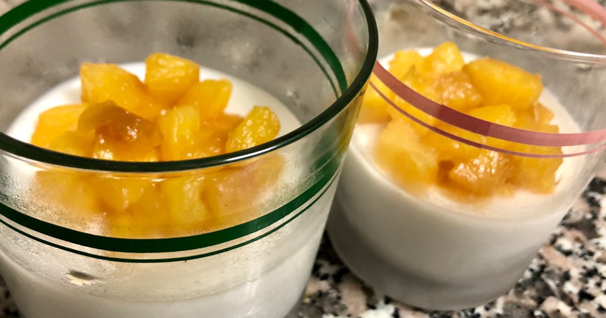 Panna Cotta De Coco Y Lima Con Piña Glaseada Receta de Laura SMz- Cookpad