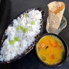 A picture of Dal Chawal.