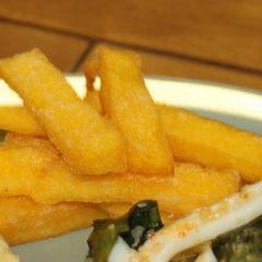 A picture of POLENTA CHIPS.