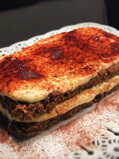 Una foto de Tiramisú saludable sin azúcar (con galletas de avena caseras)