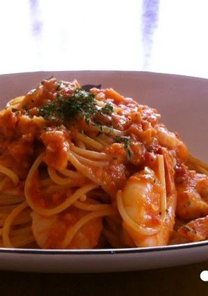 A picture of Shrimp Tomato Cream Pasta.