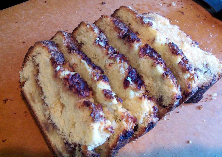 Apple Cinnamon Cake