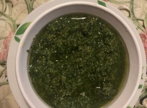 Una foto de Salsa Pesto con piñones y almendras