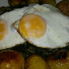 A picture of Sig's German Sweet Caramelised Potatoes and Kale.