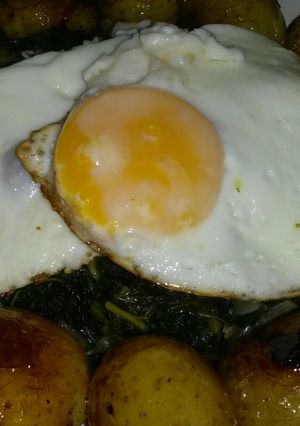 A picture of Sig's German Sweet Caramelised Potatoes and Kale.
