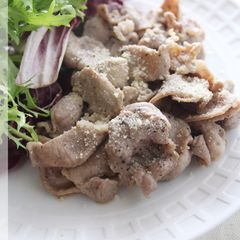 A picture of Fast-Cooking Thin Pork Slices with Parmesan Cheese.