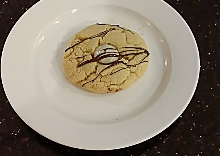 Recipe of Any-night-of-the-week White Chocolate Cookies with a Cookies and Cream Center