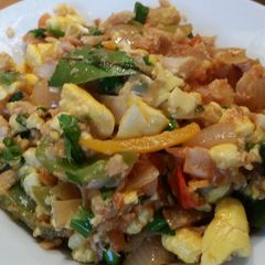 A picture of Saltfish and ackee.