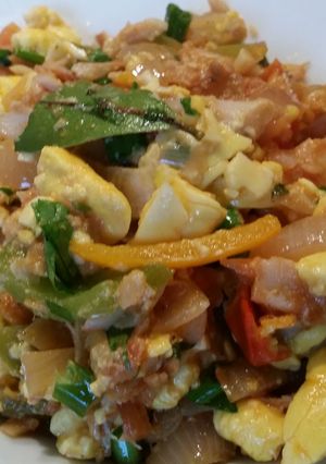 A picture of Saltfish and ackee.