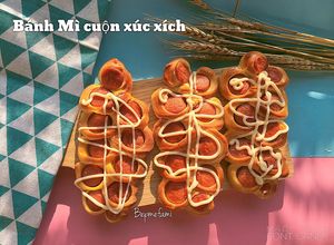Hình của món Bánh Mì Cuộn Xúc Xích.