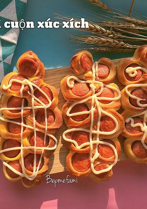 Hình của món Bánh Mì Cuộn Xúc Xích.
