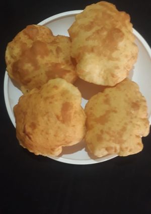 भटूरे (Bhature recipe in hindi) रेसिपी मुख्य फोटो