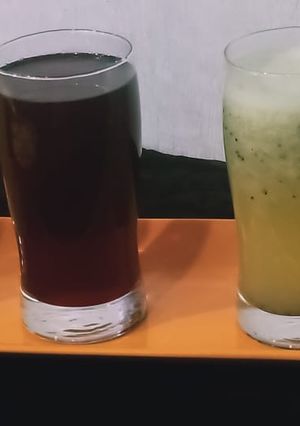 A picture of Fresh fruit juice.