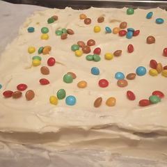 A picture of Melt in your mouth vanilla cake birthday!!!!.