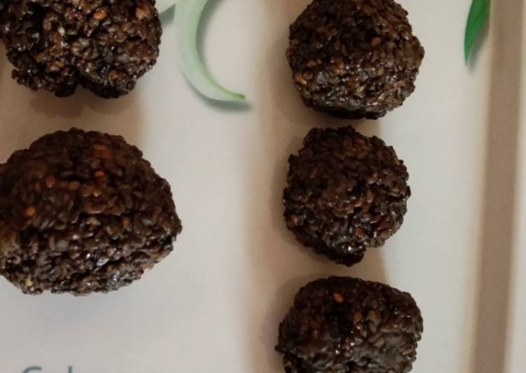Recipe of Perfect Black seeds Jaggery ladu