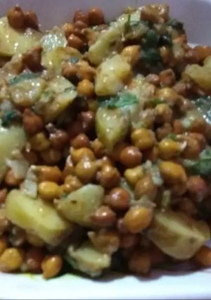 A picture of Chana chat.