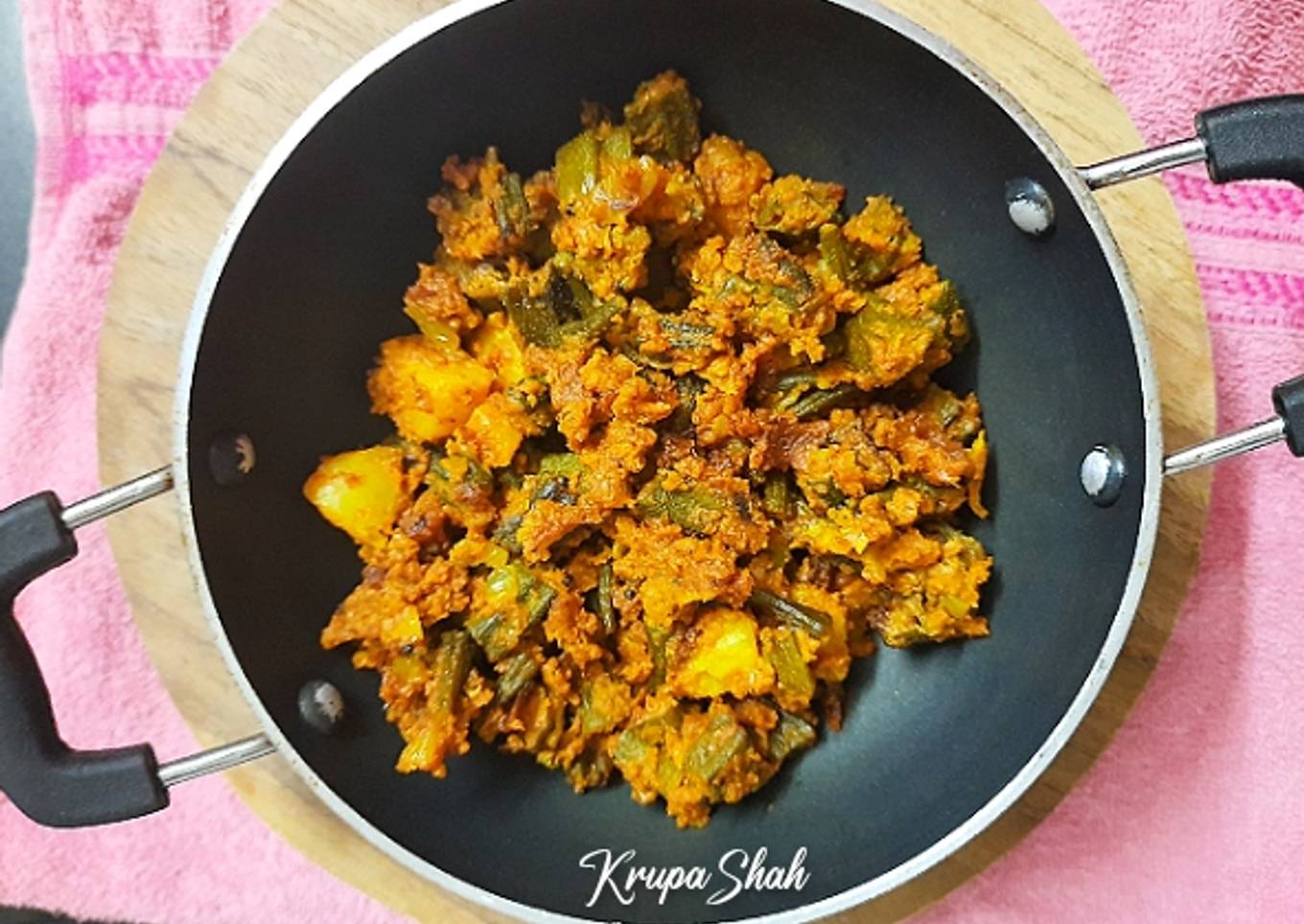 Besan wale bhindi aloo