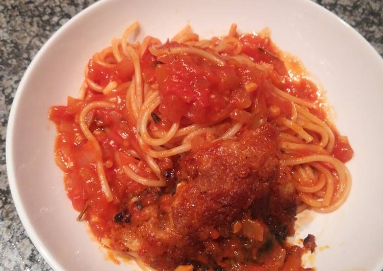 Fried Chicken Spaghetti Napolitano